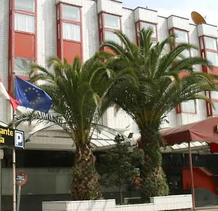 House 2*